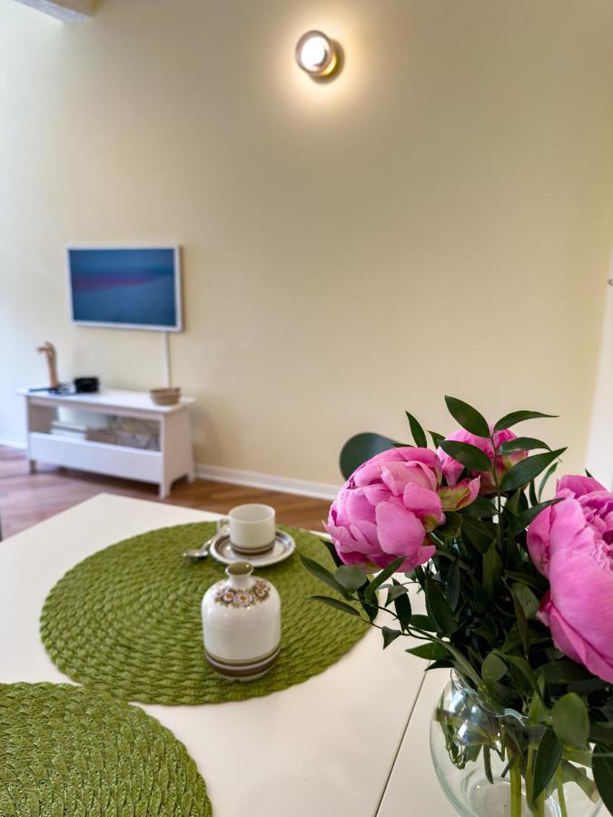Buro Nel Borgo Appartement Parma Buitenkant foto