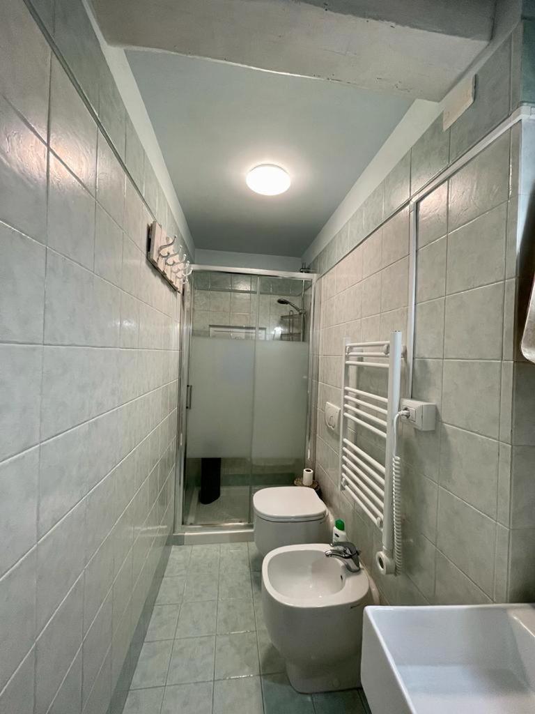 Buro Nel Borgo Appartement Parma Buitenkant foto